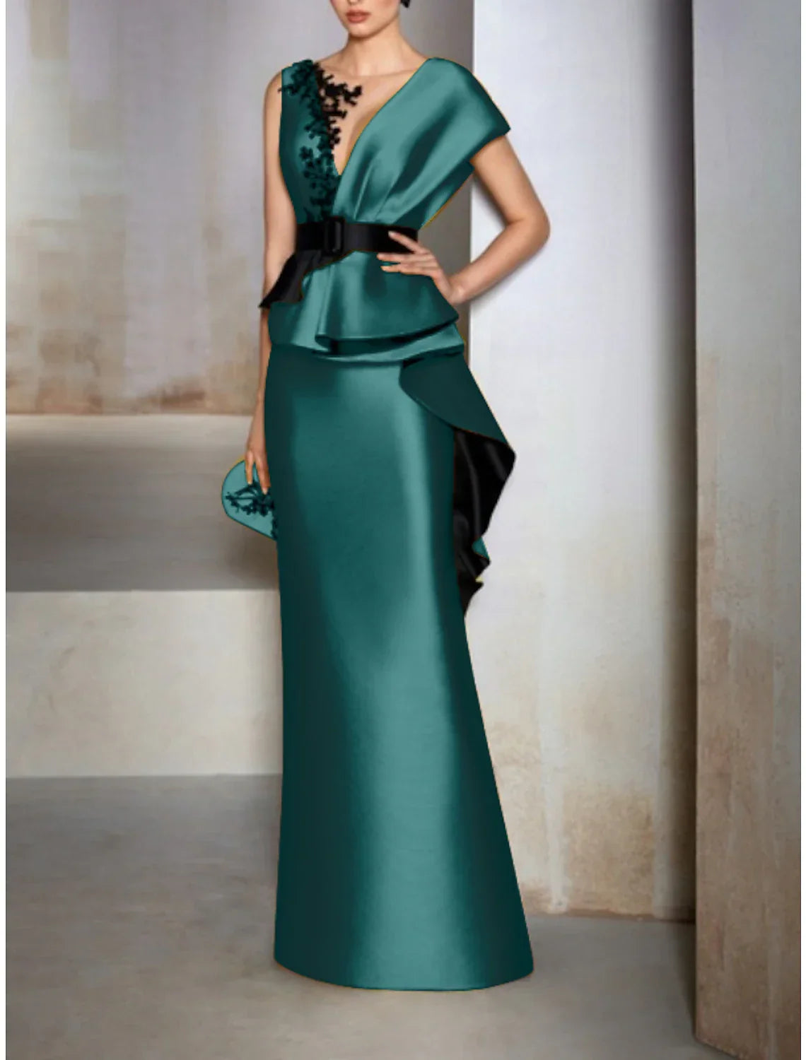 Sheath / Column Evening Gown Elegant Dress Formal Wedding Guest Floor Length Short Sleeve V Neck with Ruffles Embroidery Appliques