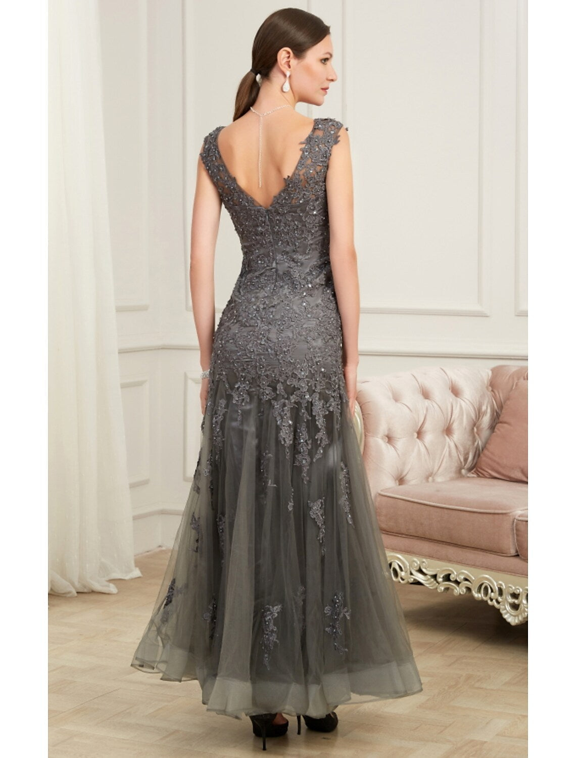 Evening Gown Elegant Dress Party Floor Length Sleeveless V Neck Appliques