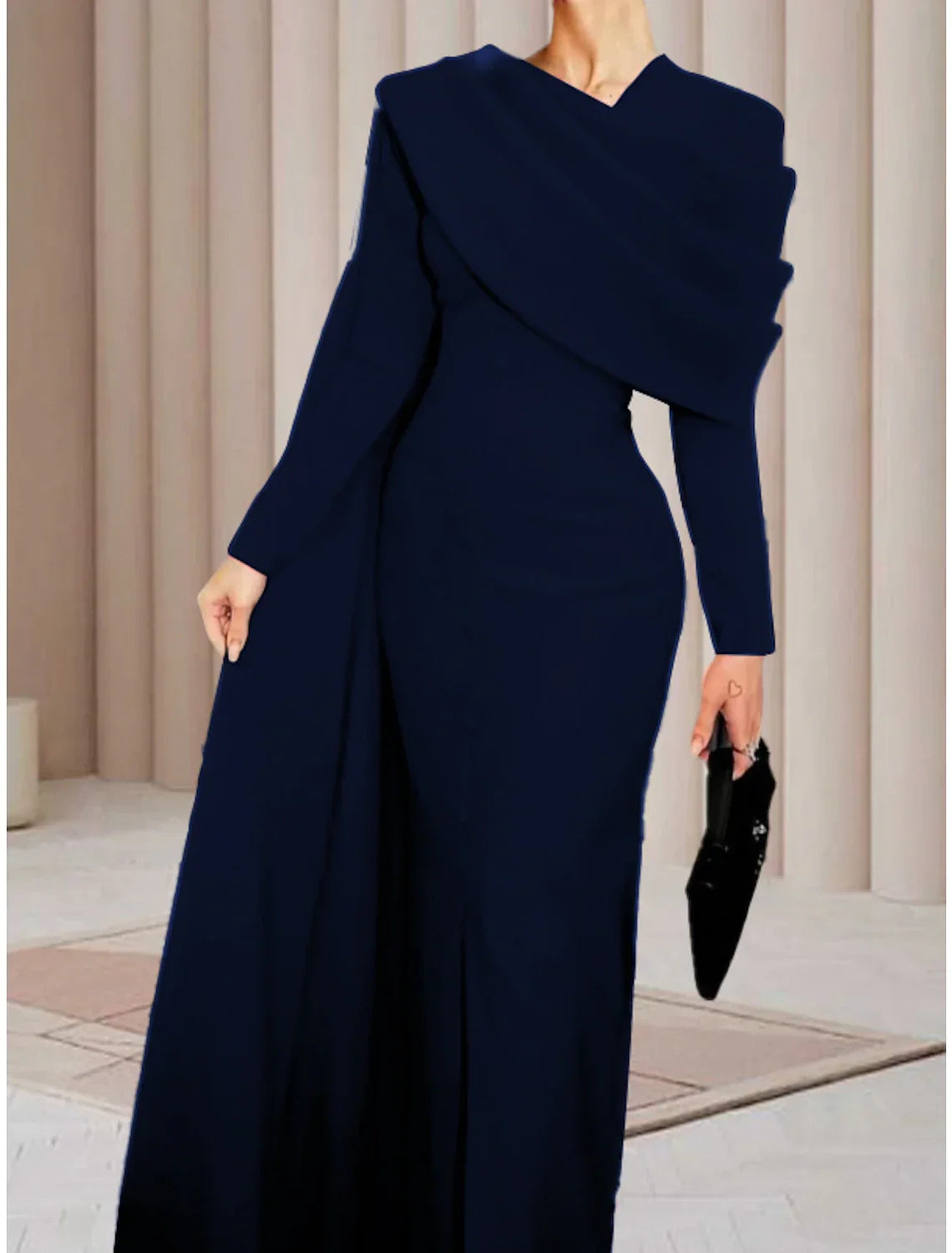 Black Sheath / Column Red Christmas Red Green Dress Evening Gown Elegant Cape Dress Formal Fall Sweep / Brush Train Long Sleeve Cowl Neck Fabric with Buttons Slit