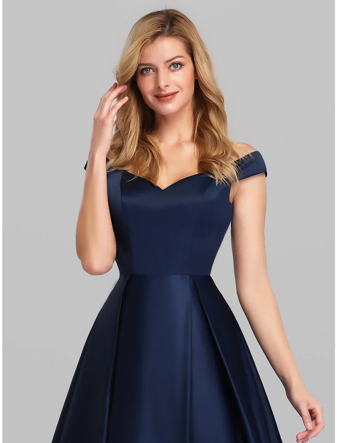 Evening Gown Elegant Luxurious Dress Wedding Guest Floor Length Sleeveless Plunging Charmeuse with Ruched