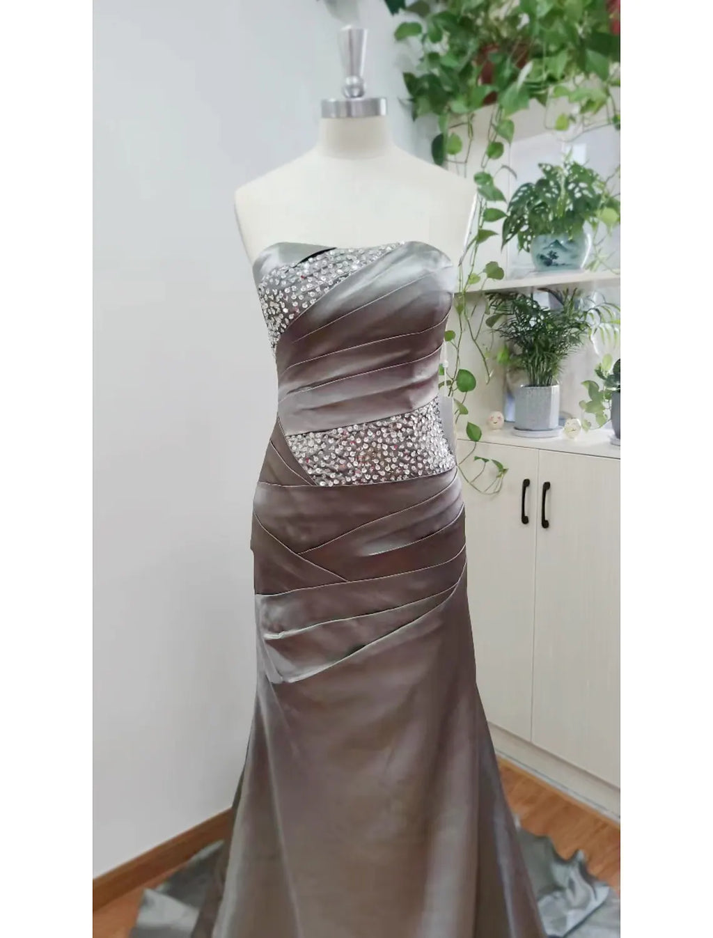 Sparkle Shine Wedding Guest Formal Evening Dress Strapless Sleeveless with Crystals