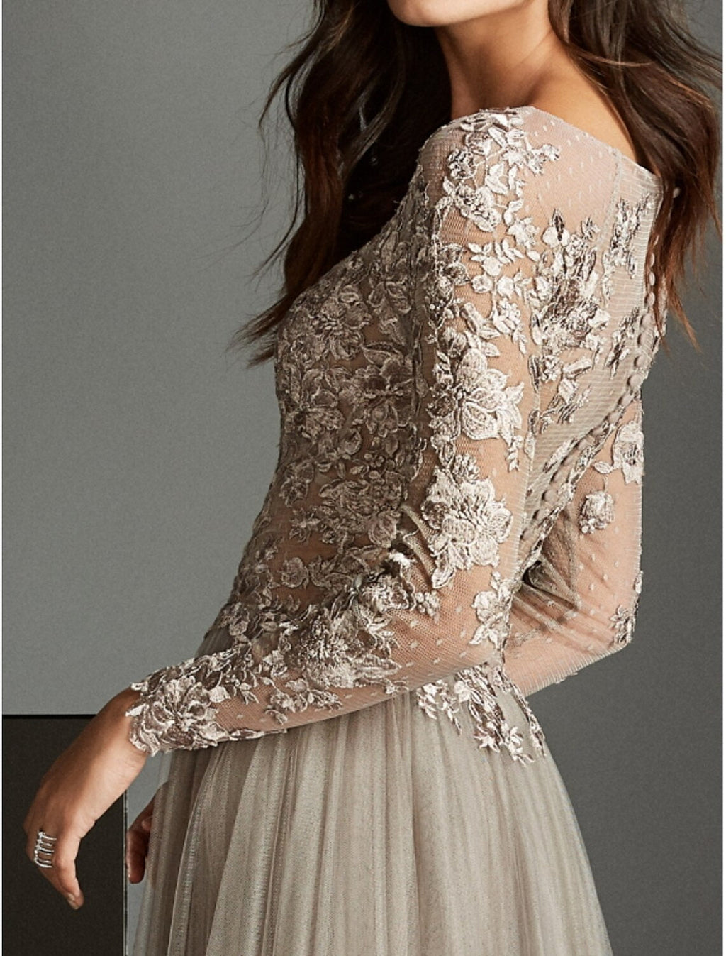Evening Gown Elegant Dress Wedding Guest Formal Evening Sweep / Brush Train Long Sleeve Illusion Neck with Pleats Appliques