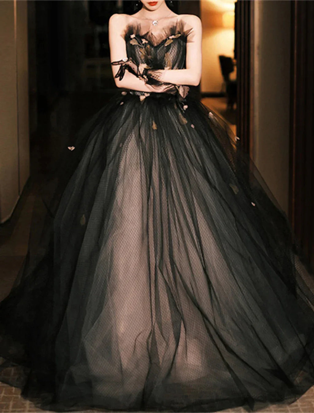 Ball Gown Quinceanera Dresses Princess Dress Performance Sweet 16 Floor Length Sleeveless Strapless with Appliques